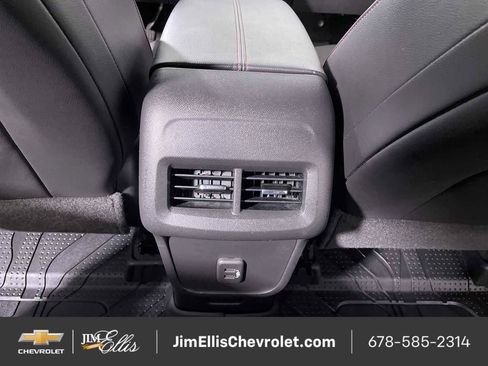 Certified 2022 Chevrolet Equinox RS w/ RS Leather Package FWD image 22