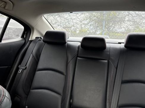 Used 2015 MAZDA MAZDA3 i Grand Touring FWD image 8