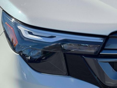 Certified 2025 Subaru Forester Premium w/ Protection Package (1PH) image 7