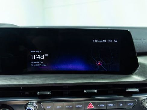 Used 2025 Kia Telluride SX X-Line AWD/4WD image 17