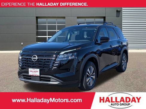 New 2026 Nissan Pathfinder SL AWD/4WD image 1
