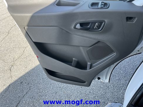 Used 2024 Ford Transit 250 Low Roof w/ Exterior Upgrade Package image 16