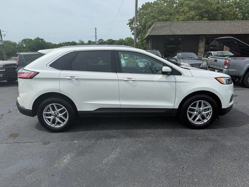 Used 2023 Ford Edge SEL w/ Convenience Package AWD/4WD image 3