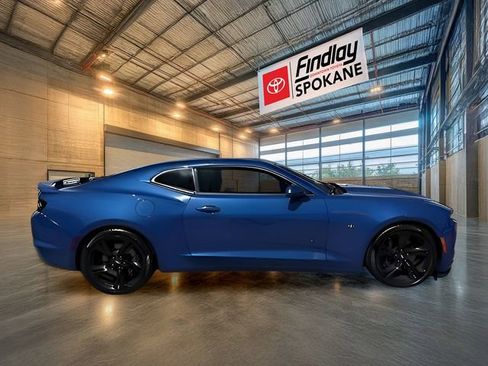 Used 2019 Chevrolet Camaro SS RWD image 3