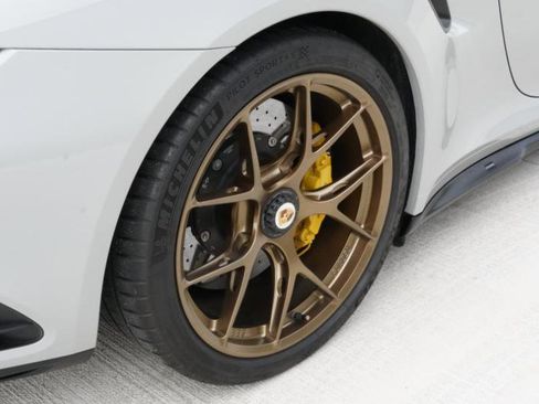 Used 2018 Porsche 911 Turbo S image 22