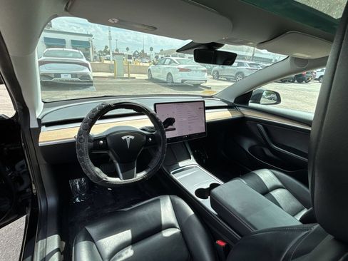 Used 2023 Tesla Model 3 Standard Range RWD image 10