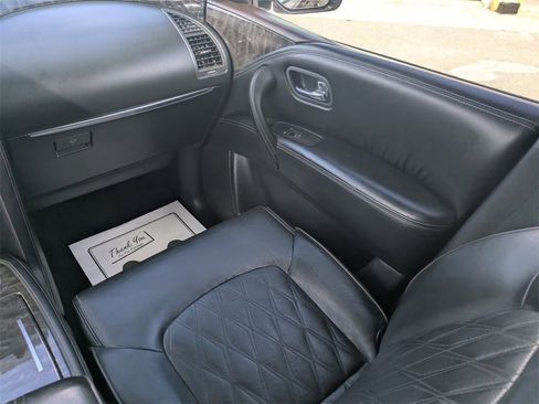 Used 2023 Nissan Armada Platinum w/ Captain's Chairs Package image 22