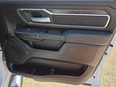 Used 2023 RAM 1500 Big Horn AWD/4WD image 16