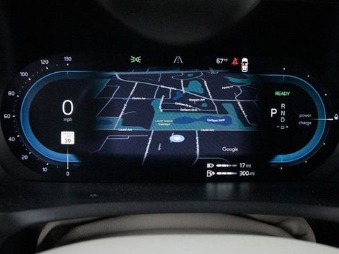 Used 2023 Volvo XC90 T8 Plus w/ Protection Package Premier image 17