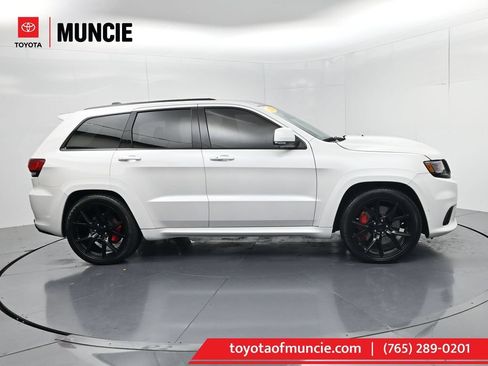 Used 2018 Jeep Grand Cherokee Trackhawk AWD/4WD image 1