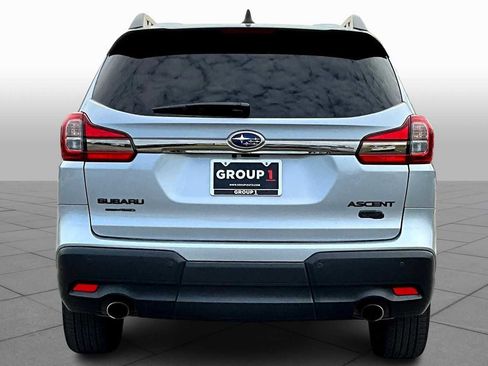 Used 2022 Subaru Ascent Onyx Edition image 4