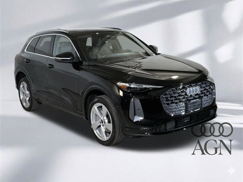 New 2025 Audi Q5 Premium Plus image 8