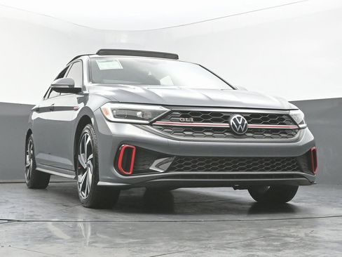 Used 2024 Volkswagen Jetta GLI Autobahn image 53
