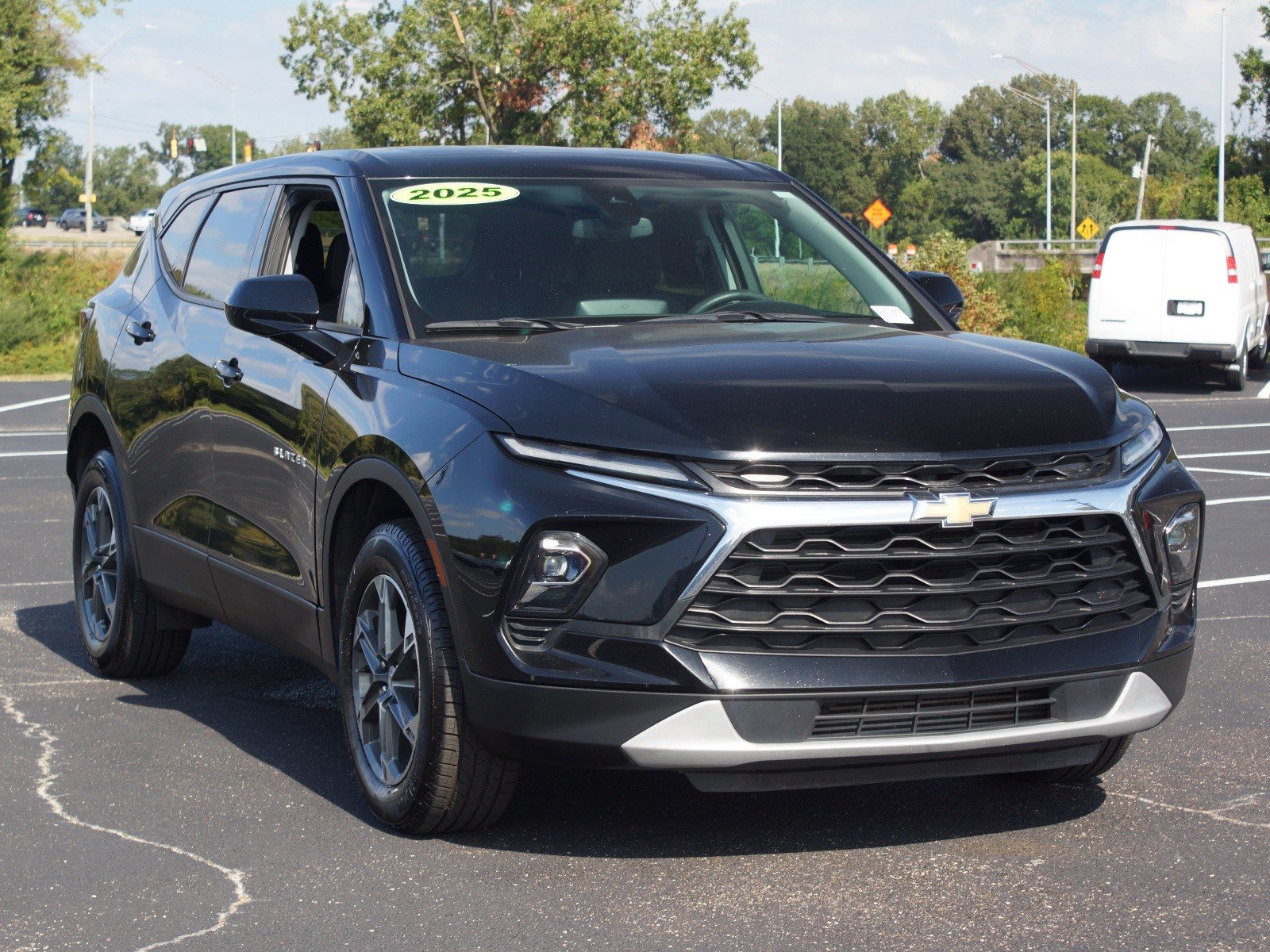 Used 2025 Chevrolet Blazer LT FWD image 22
