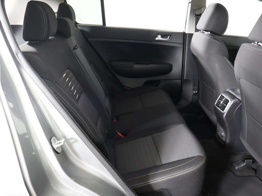 Used 2020 Kia Sportage LX w/ LX Popular Package AWD/4WD image 33