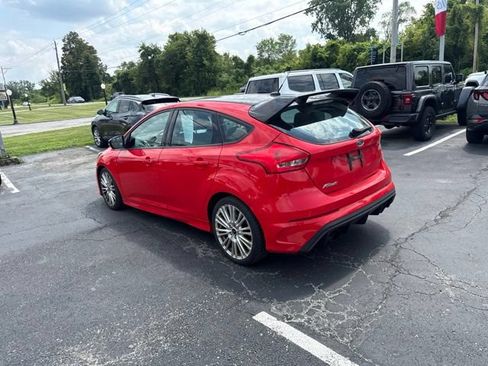 Used 2018 Ford Focus RS AWD/4WD image 9