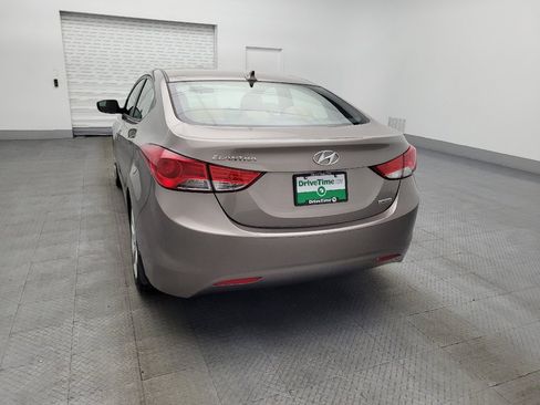Used 2013 Hyundai Elantra Limited w/ Technology Pkg image 6