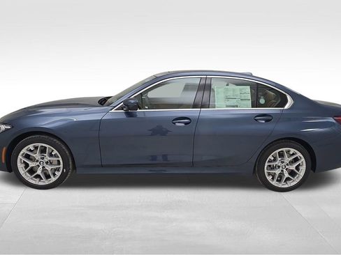 New 2026 BMW 330i xDrive Sedan w/ Convenience Package AWD/4WD image 6