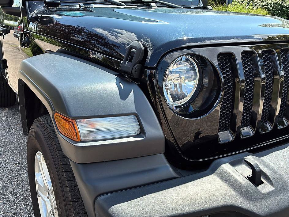 Used 2020 Jeep Wrangler Unlimited Sport S AWD/4WD image 11