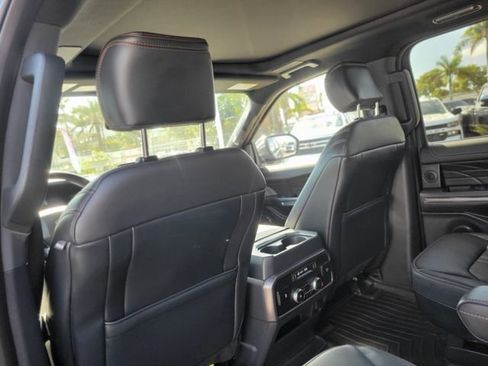 Used 2024 Ford Expedition Max Platinum image 10