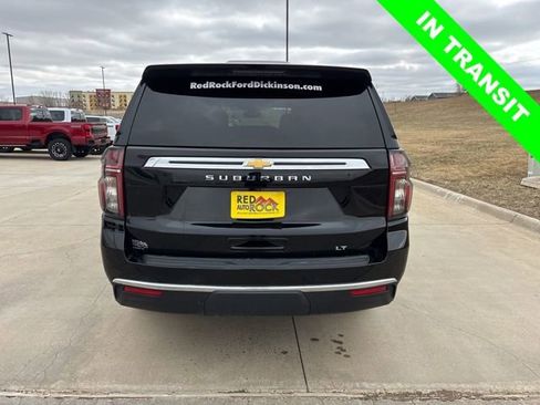Used 2024 Chevrolet Suburban LT AWD/4WD image 4