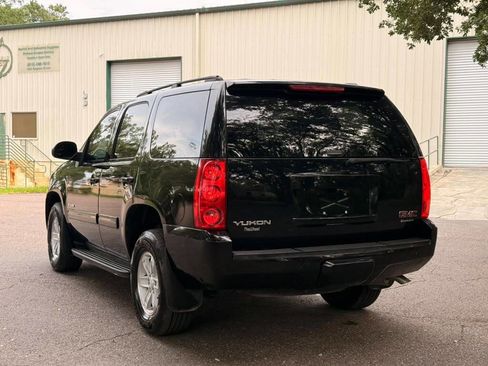 Used 2014 GMC Yukon SLE AWD/4WD image 6