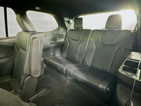 Used 2024 Lexus TX 500h AWD w/ Technology Package image 30