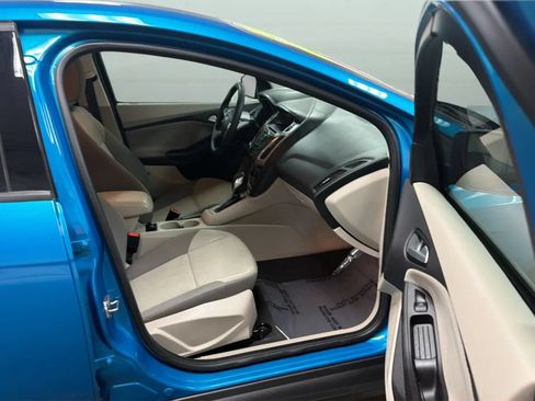 Used 2013 Ford Focus SE FWD image 20