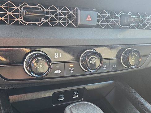 Used 2025 Honda Accord LX image 18