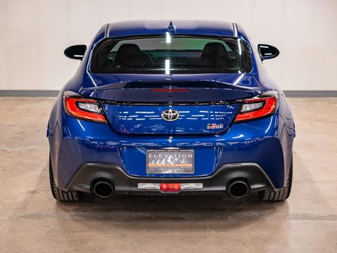 Used 2023 Toyota GR86 Premium w/ ALL Weather Mat Package (TMS) RWD image 24