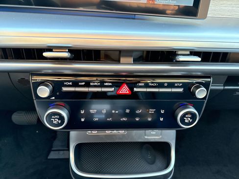 New 2026 Hyundai Ioniq 9 SEL image 20