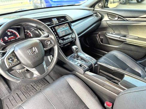 Used 2018 Honda Civic Sport Touring image 10