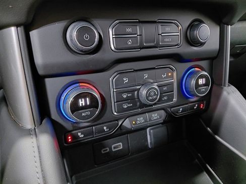 Certified 2024 Chevrolet Tahoe LT image 32