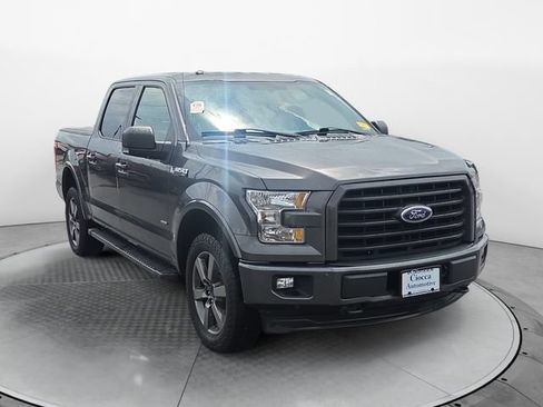 Used 2017 Ford F150 XLT w/ Equipment Group 302A Luxury AWD/4WD image 7