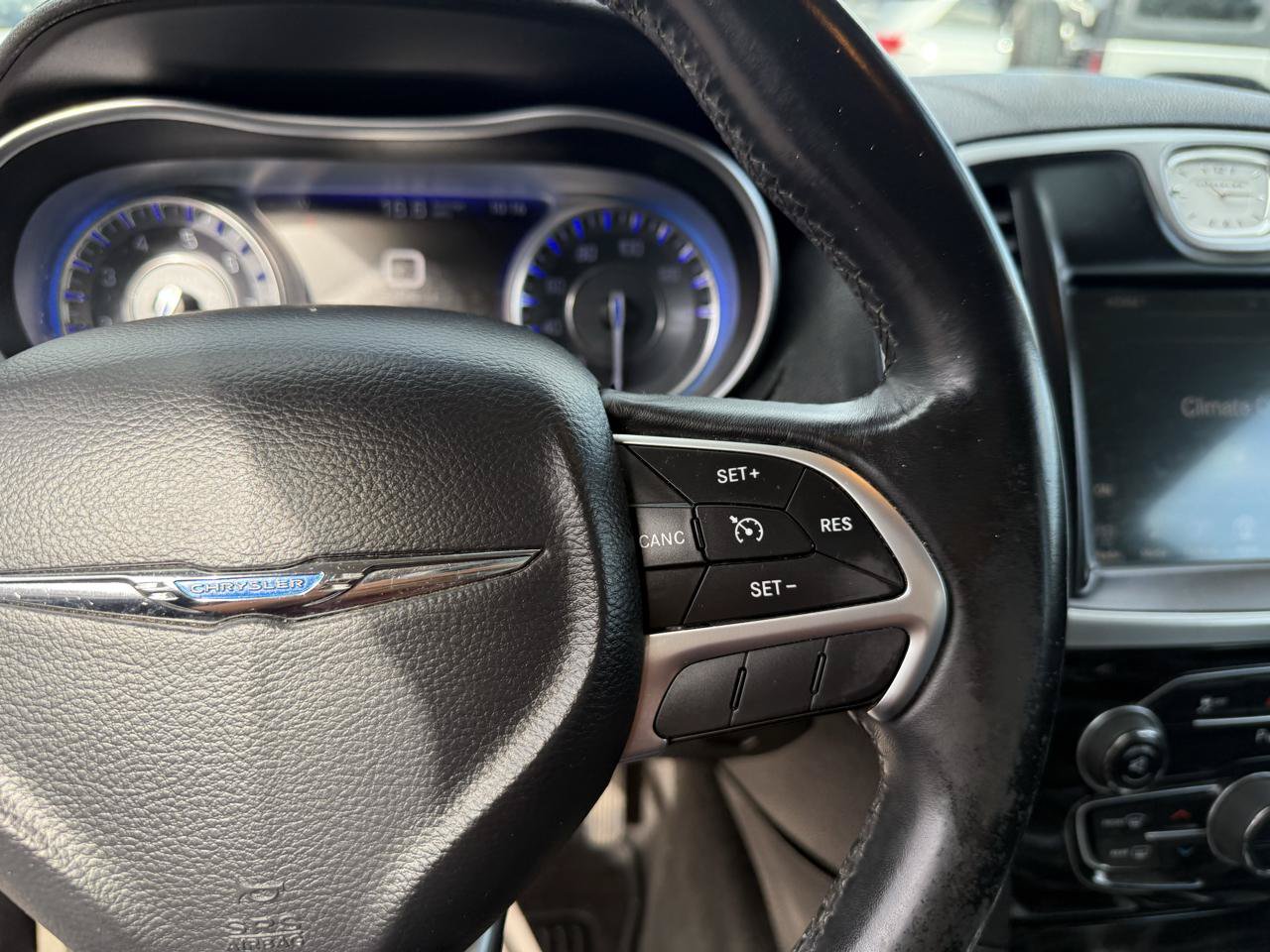 Used 2016 Chrysler 300 Limited RWD image 16