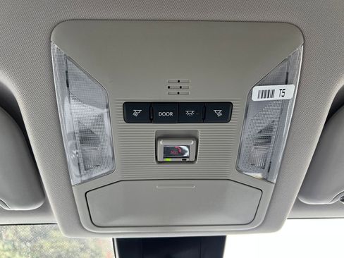 New 2025 Toyota RAV4 LE image 25