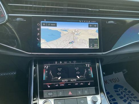 Used 2021 Audi Q8 Premium w/ Convenience Package image 9