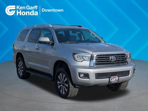 Used 2019 Toyota Sequoia SR5 image 1