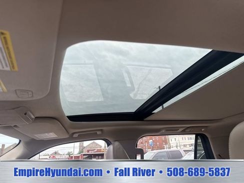 Used 2024 Ford Expedition Limited AWD/4WD image 23