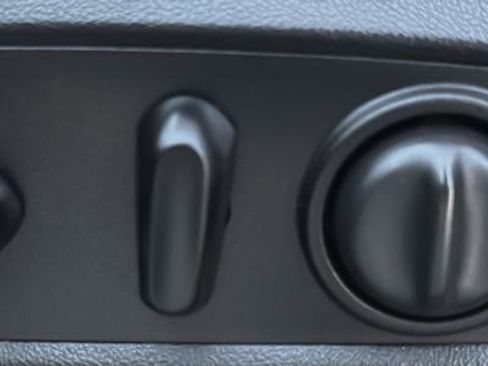 Used 2019 Chevrolet Equinox LT image 27