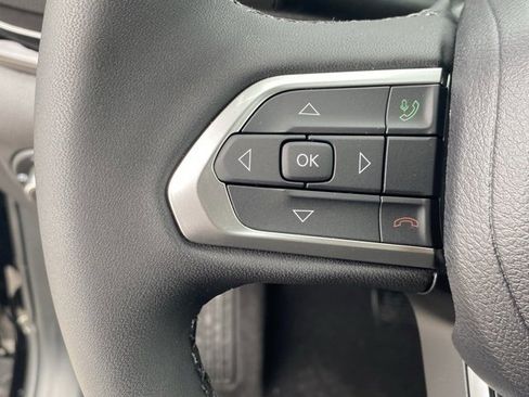 New 2026 Jeep Compass Limited image 17