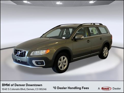 Used 2011 Volvo XC70 3.2 image 1