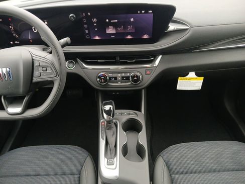 New 2026 Buick Envista Sport Touring FWD image 22