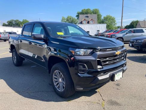 New 2026 Chevrolet Colorado LT w/ Advanced Trailering Package AWD/4WD image 1