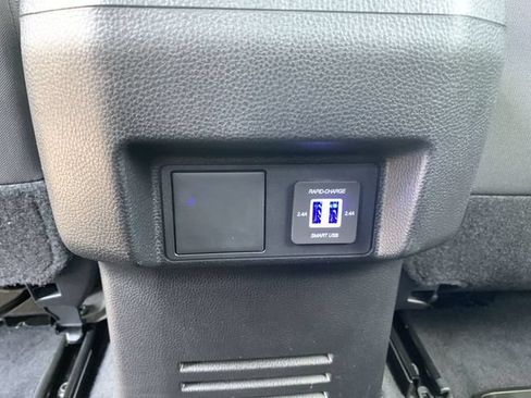Used 2024 Toyota Tacoma SR5 RWD image 31