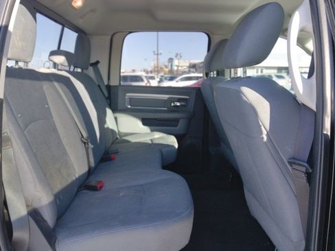 Used 2017 RAM 1500 Classic SLT image 29