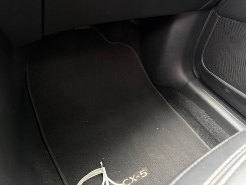 Used 2025 MAZDA CX-5 AWD 2.5 S w/ Preferred Package image 23