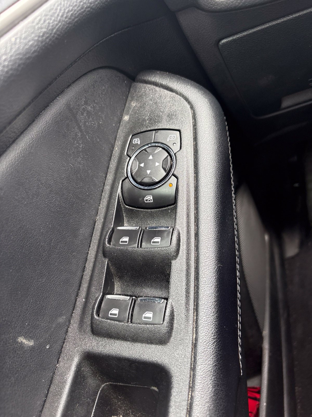 Used 2022 Ford Edge SEL w/ Convenience Package AWD/4WD image 11