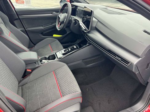 New 2026 Volkswagen GTI SE FWD image 31