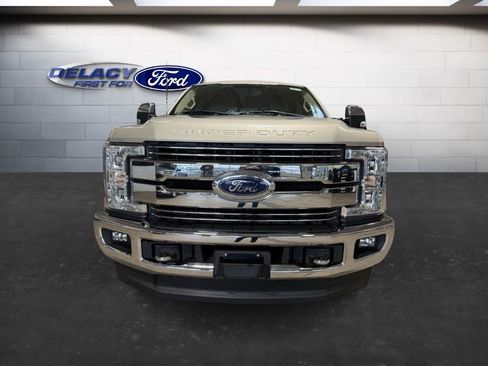 Used 2018 Ford F350 Lariat w/ Chrome Package image 6